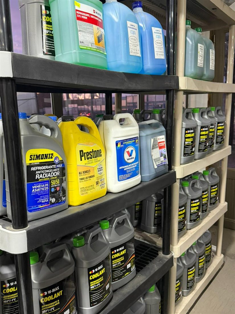 Refrigerantes y anticongelantes Prestone, Simoniz y Valvoline
